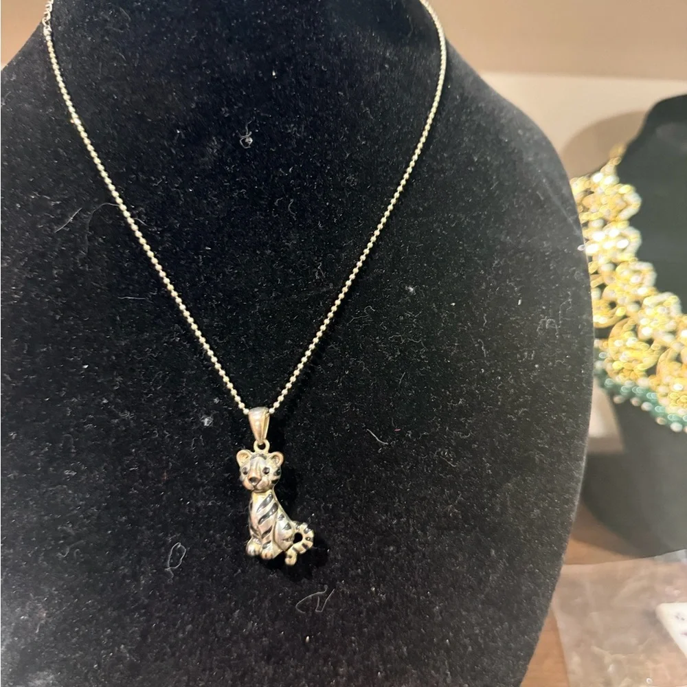 Gold-Tone Cat Pendant Necklace - Cute Cat Charm
